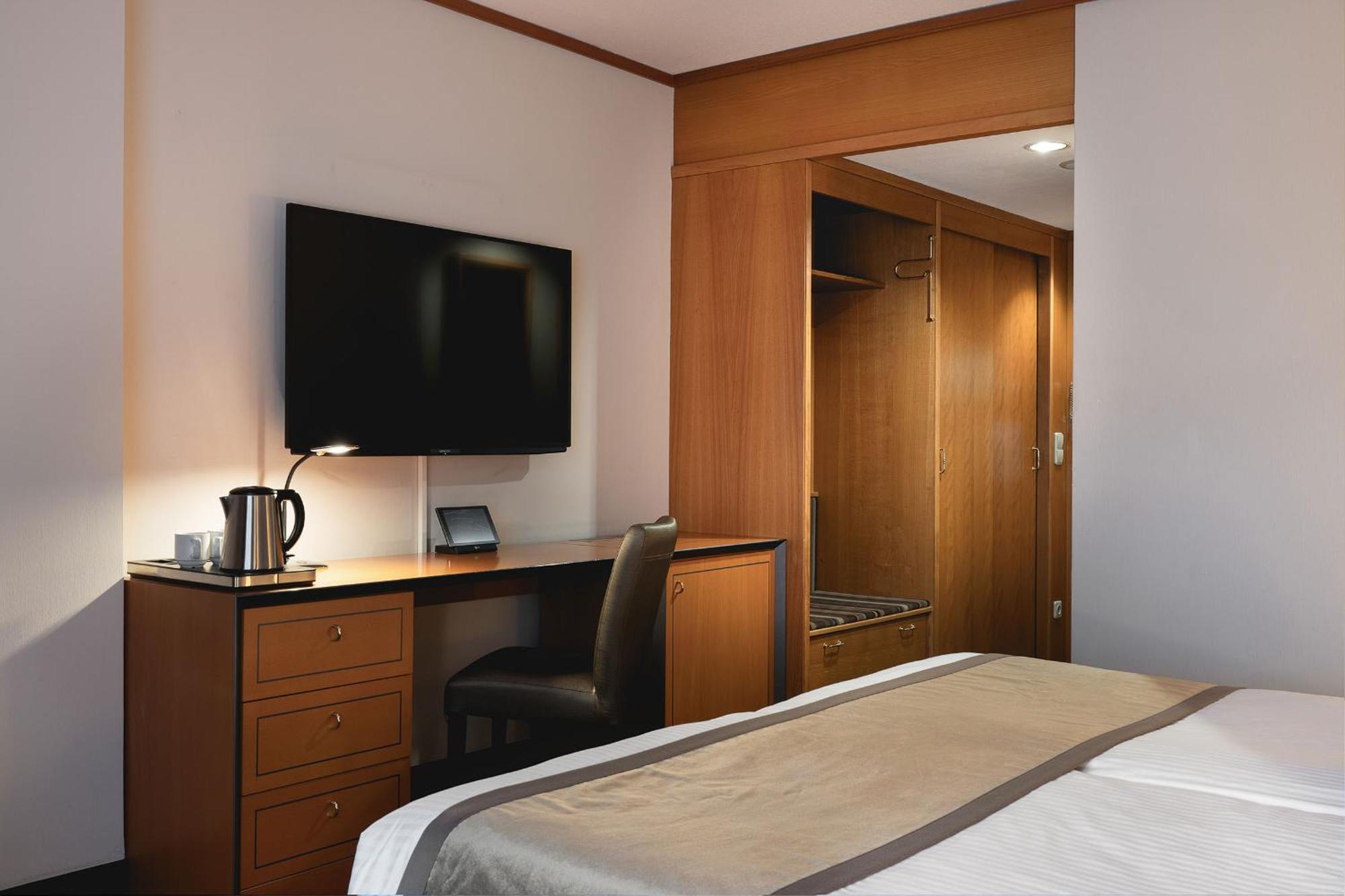 Hotel Leonardo 4*