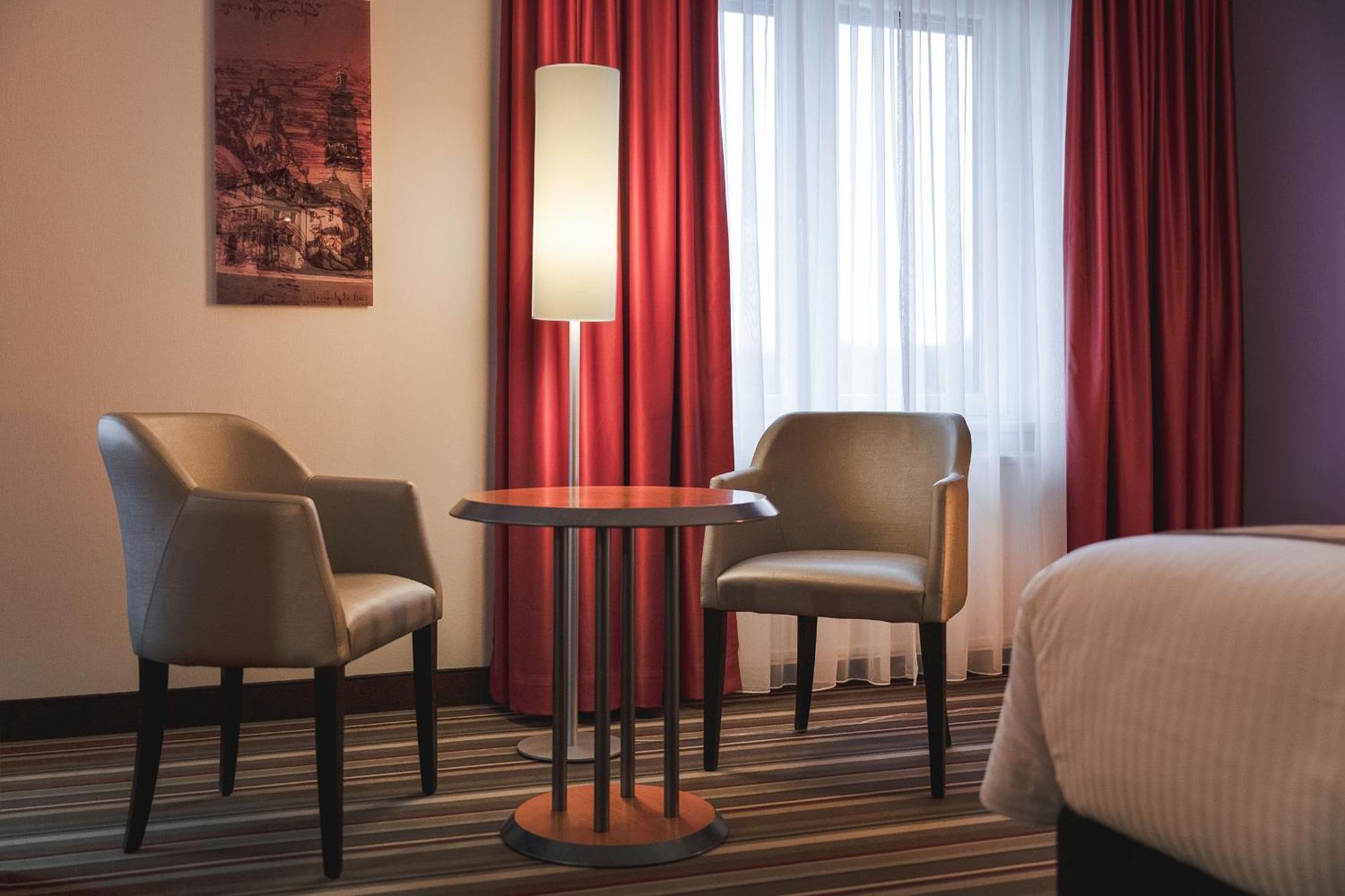 Leonardo Hotel 4*